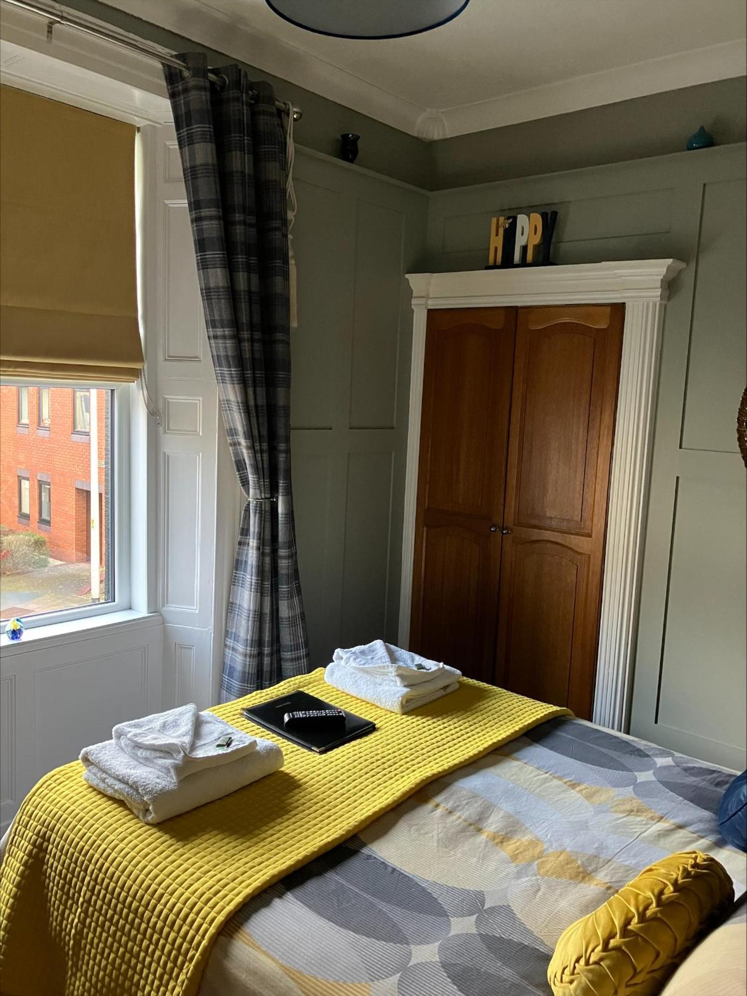 Cornerhouse Guesthouse Penrith Exterior photo